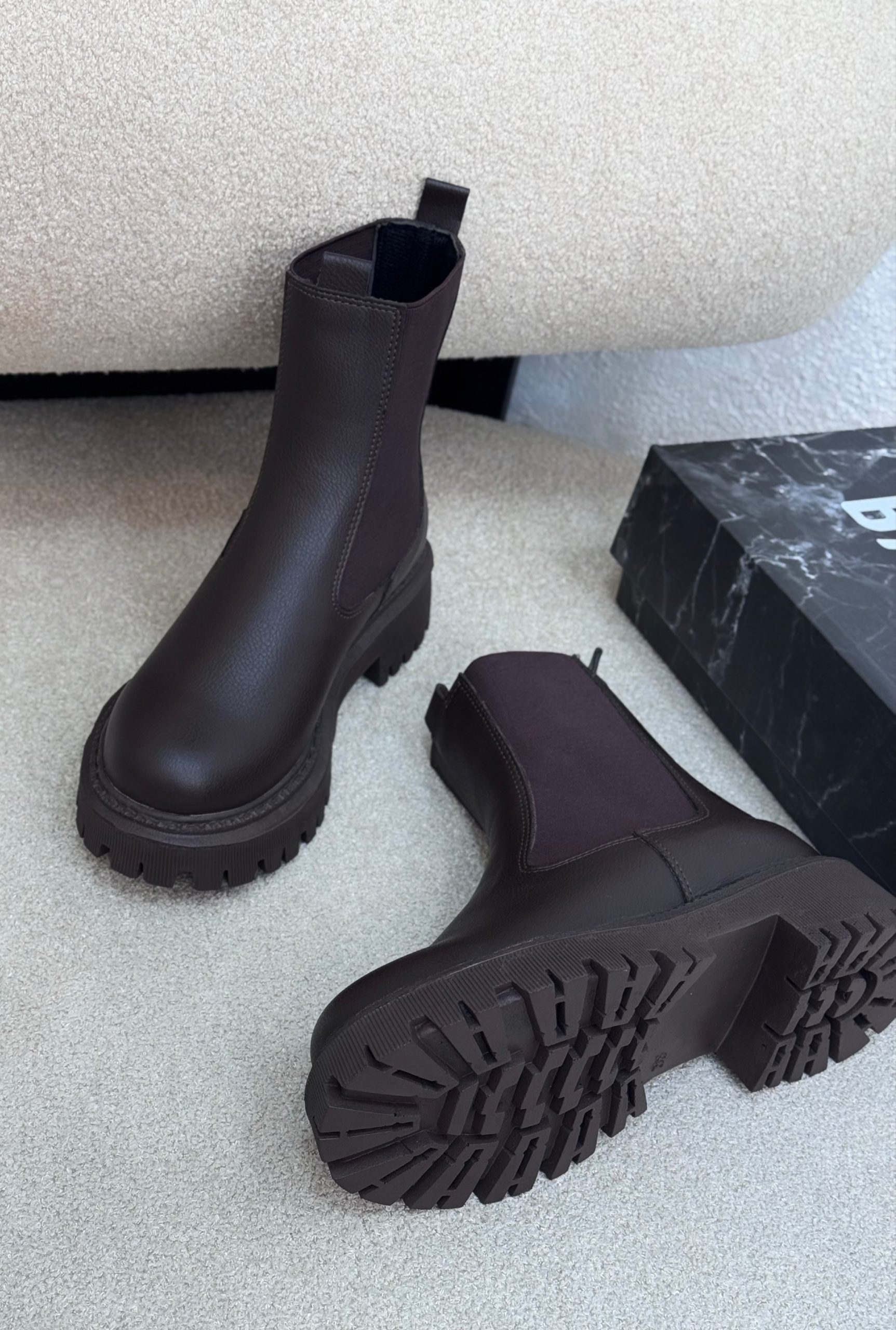 1FFDF249-02DE-438B-A342-9DA07D067C53