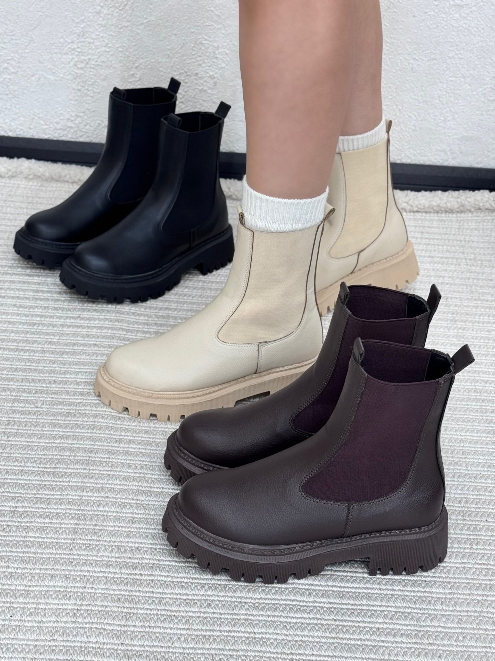 AC926853-859A-4352-8DCE-A798D4391901