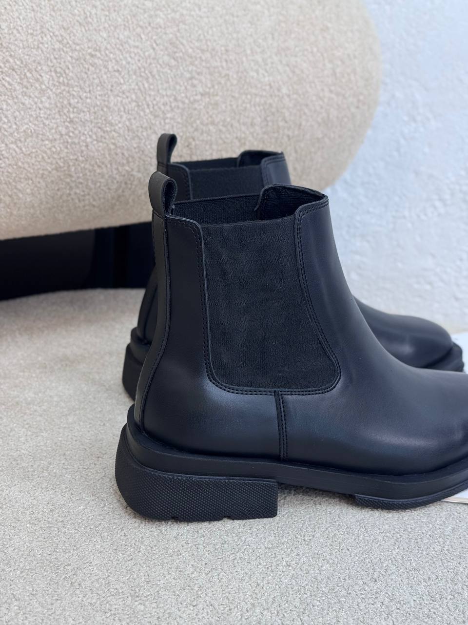 photo_2025-10-13_19-05-42